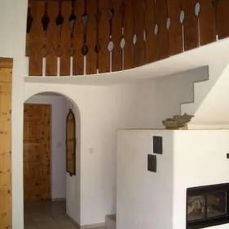 Apartment Curtins-sassella 1 La Punt-Chamues-ch